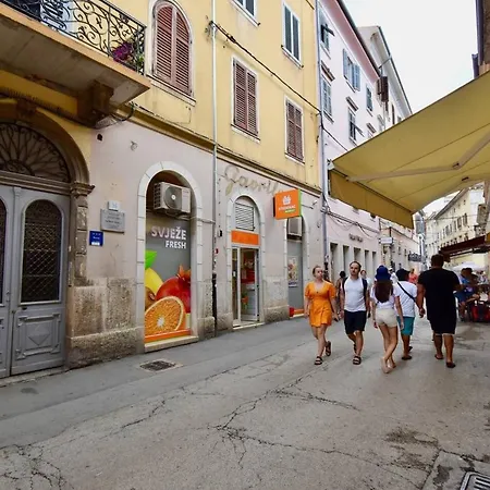 Apartment Brand New Centre Pula